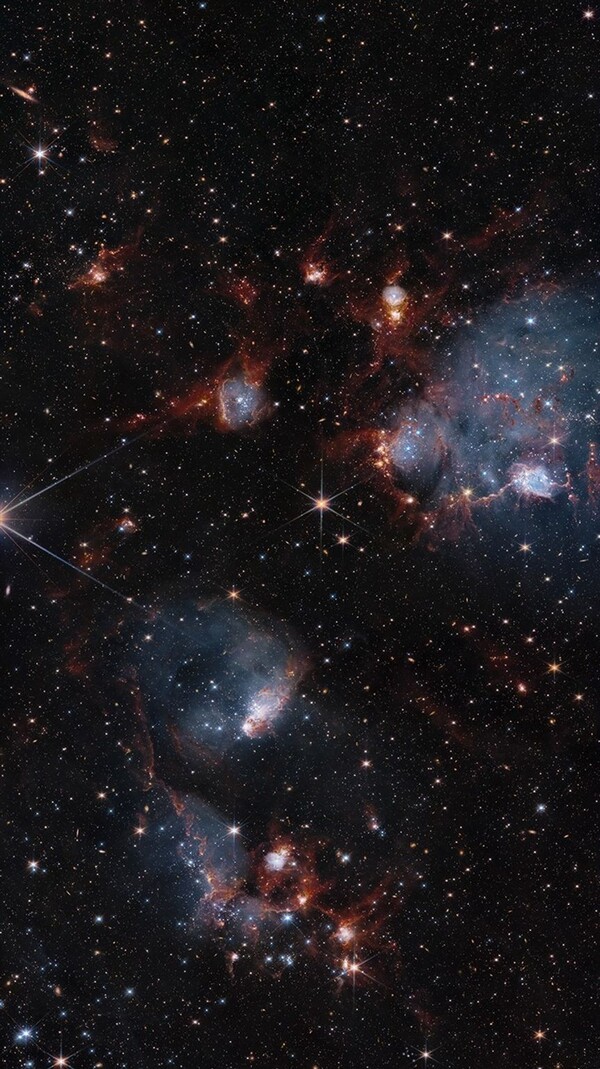 NASA가 제임스 웹과 허블 망원경으로 촬영한 성단 복합 이미지를 공개했다. 성단 진화와 항성 구조 연구에 핵심 자료로 주목된다. | image© NASA