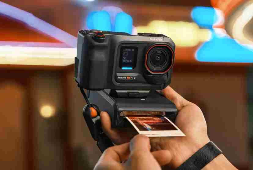 Insta360의 새로운 액세서리는 Ace Pro 2를 즉석 카메라로 바꾼다 | image© Insta360