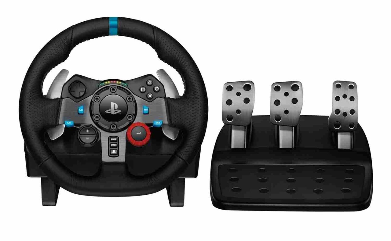 로지텍 G29 드라이빙 포스 휠 세트. 정교한 포스 피드백으로 실제 드라이빙 감각을 재현한다  | image© Logitech