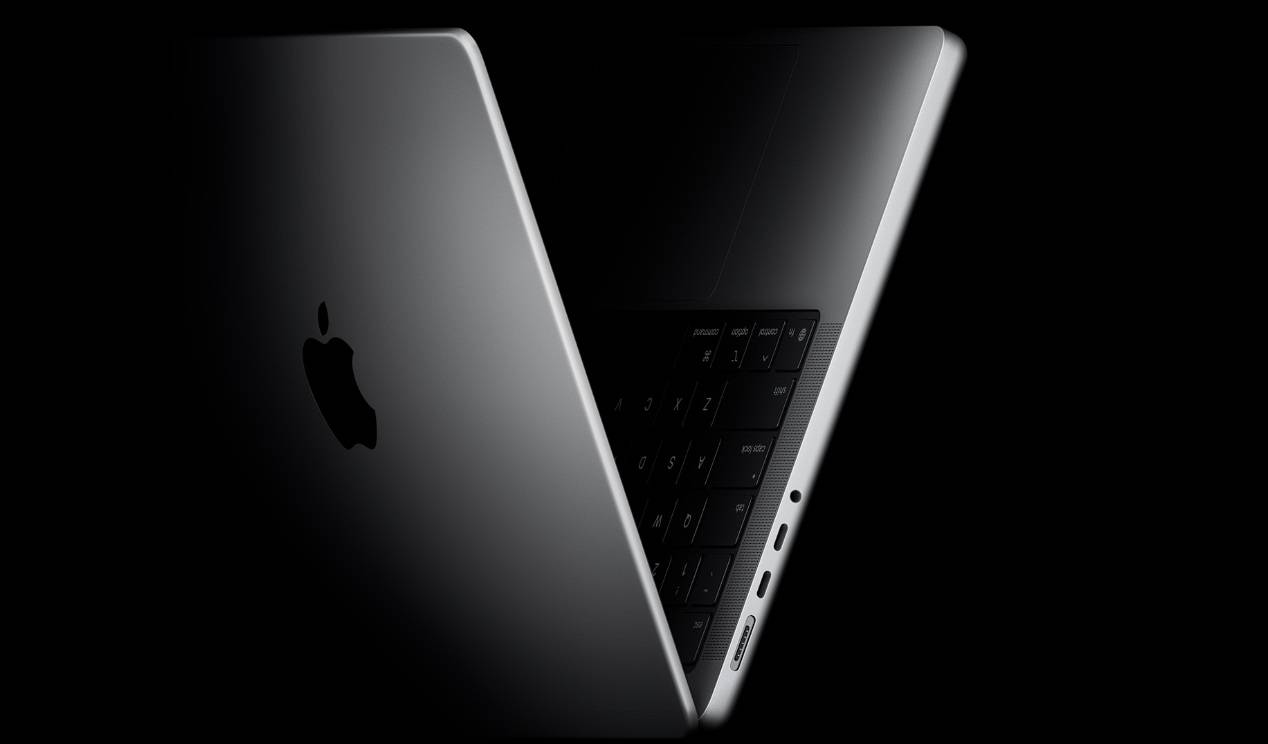 Thunderbolt 5 Delivers Up to 120Gbps Speeds and Three 4K Displays