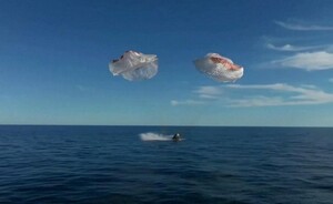 9개월 우주 표류 끝 귀환! NASA 우주비행사, 플로리다 해안 '무사 귀환'